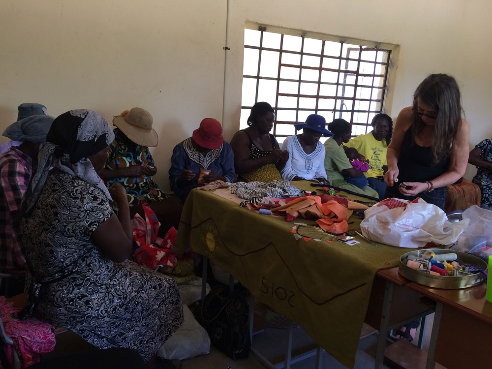 Local women deeply engrossed in their arpillera workshop at the Enyandeni Peace Centre,Bulawayo Province, Zimbabwe, facilitated by Roberta Bacic on 28th January, 2016. (Photo: Shari Eppel)