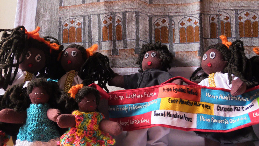 'Long wait of the mourning women', by Group Artesanías (Crafts) Choibá and Ursula Holzapfel, Life, Justice and Peace Committee, Quibdó diocese. <br />   
(Photo: Michael Paetau)
