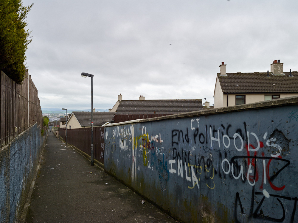 'IRA Scum shot inisint peopl', Creggan, Derry/Londonderry